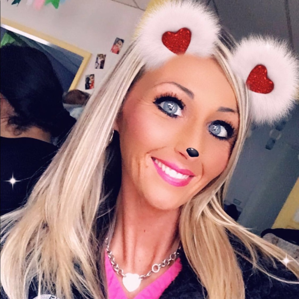 Meet your Posher, Jennifer